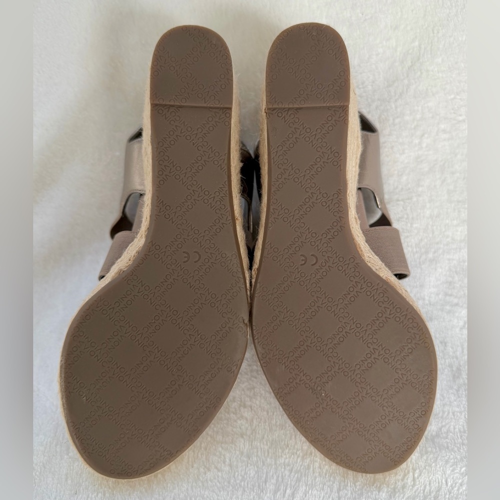 Vionic Tulum Ainsleigh Taupe Bronze Size 7 Sandals Espadrille Wedge Metallic - Picture 12 of 15